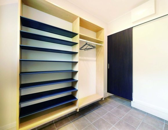 念願だった玄関横のシューズクロークがお気に入り！