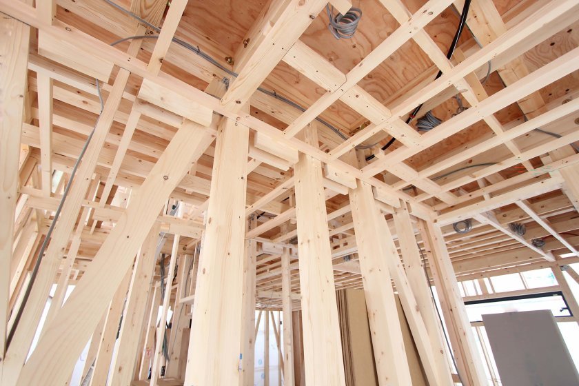 補強のポイントは「壁・基礎・屋根」。耐震性能を高める3大要素！