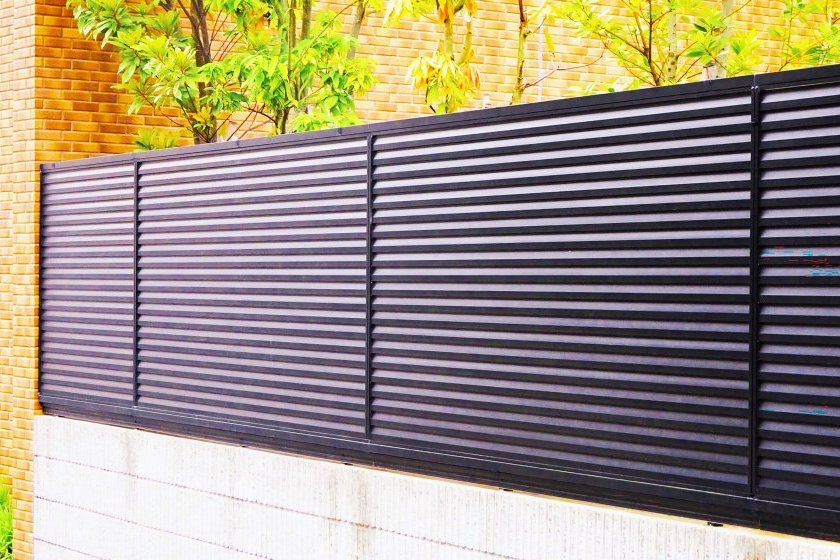 プライバシーを守る目隠しフェンスで開放感のある暮らしを。